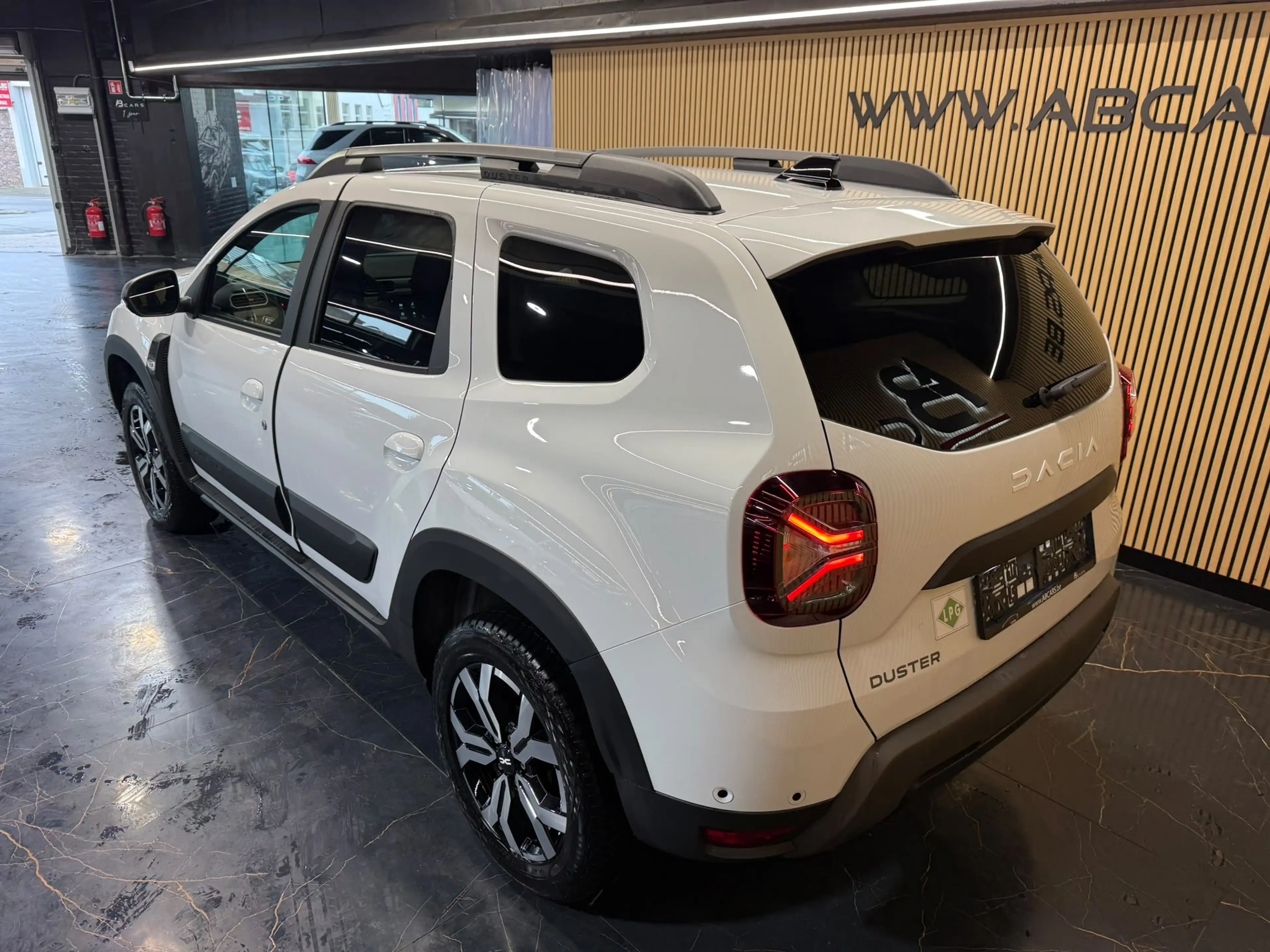 Dacia Duster 1.0 ECO ESSENTIAL ** GARANTIE 12 MOIS ** — photo 5