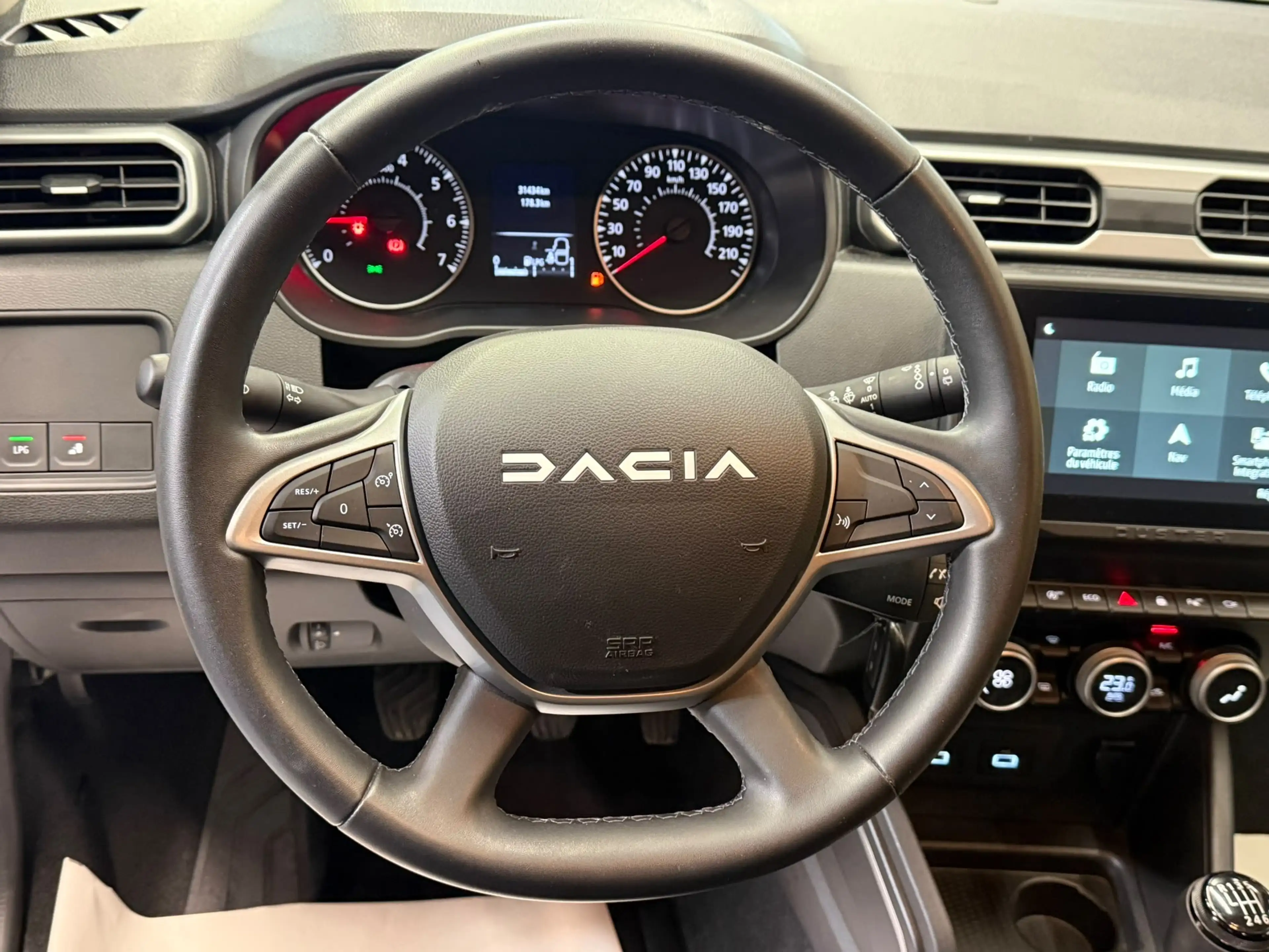 Dacia Duster 1.0 ECO ESSENTIAL ** GARANTIE 12 MOIS ** — photo 13