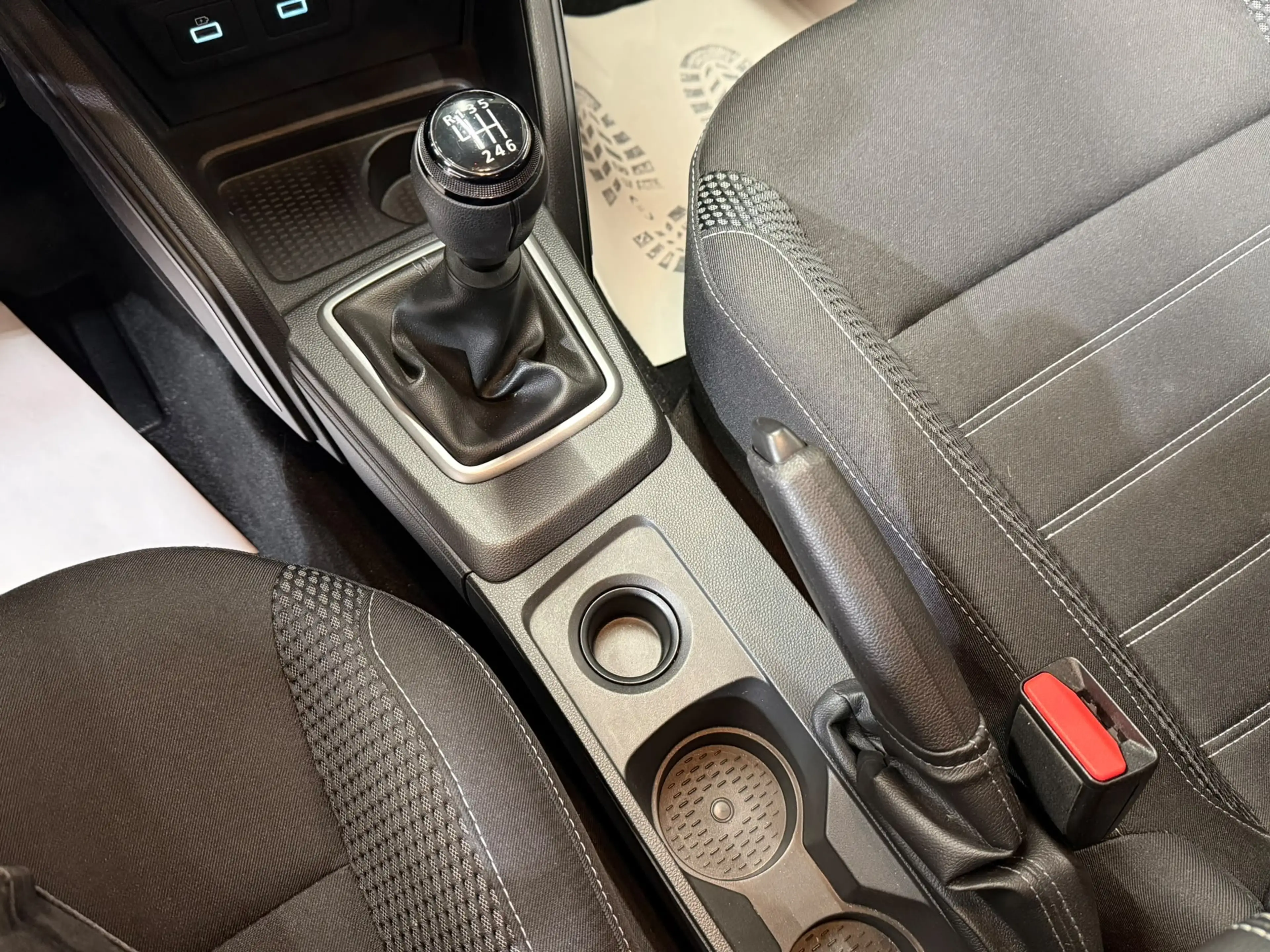 Dacia Duster 1.0 ECO ESSENTIAL ** GARANTIE 12 MOIS ** — photo 12