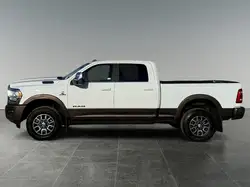 RAM 2500 снимка RAM 2500
