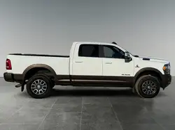 RAM 2500 снимка RAM 2500