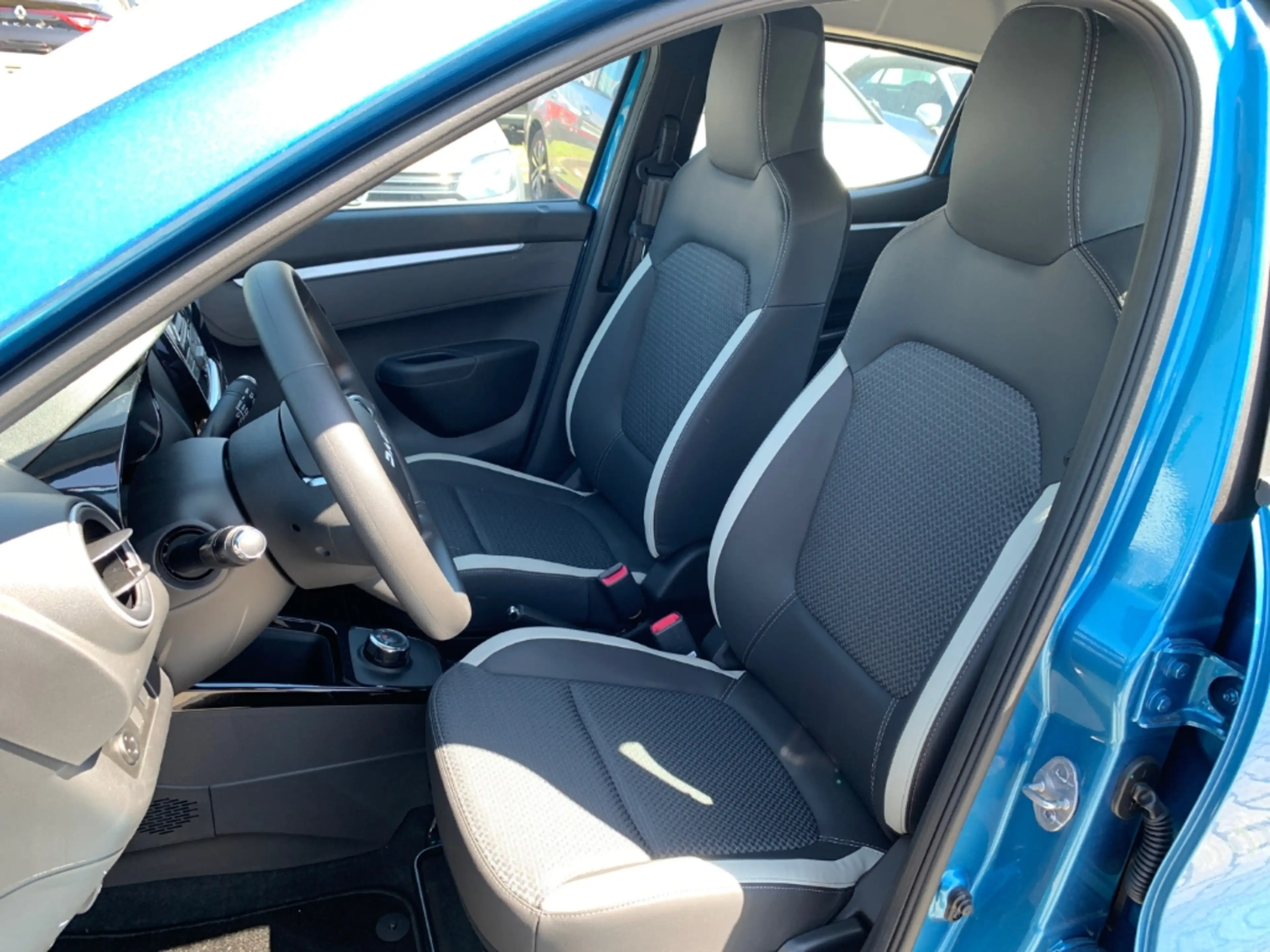 Dacia Spring ESSENTIAL ELECTRIC Essential Electric 45 KLIMA+DAB — photo 8