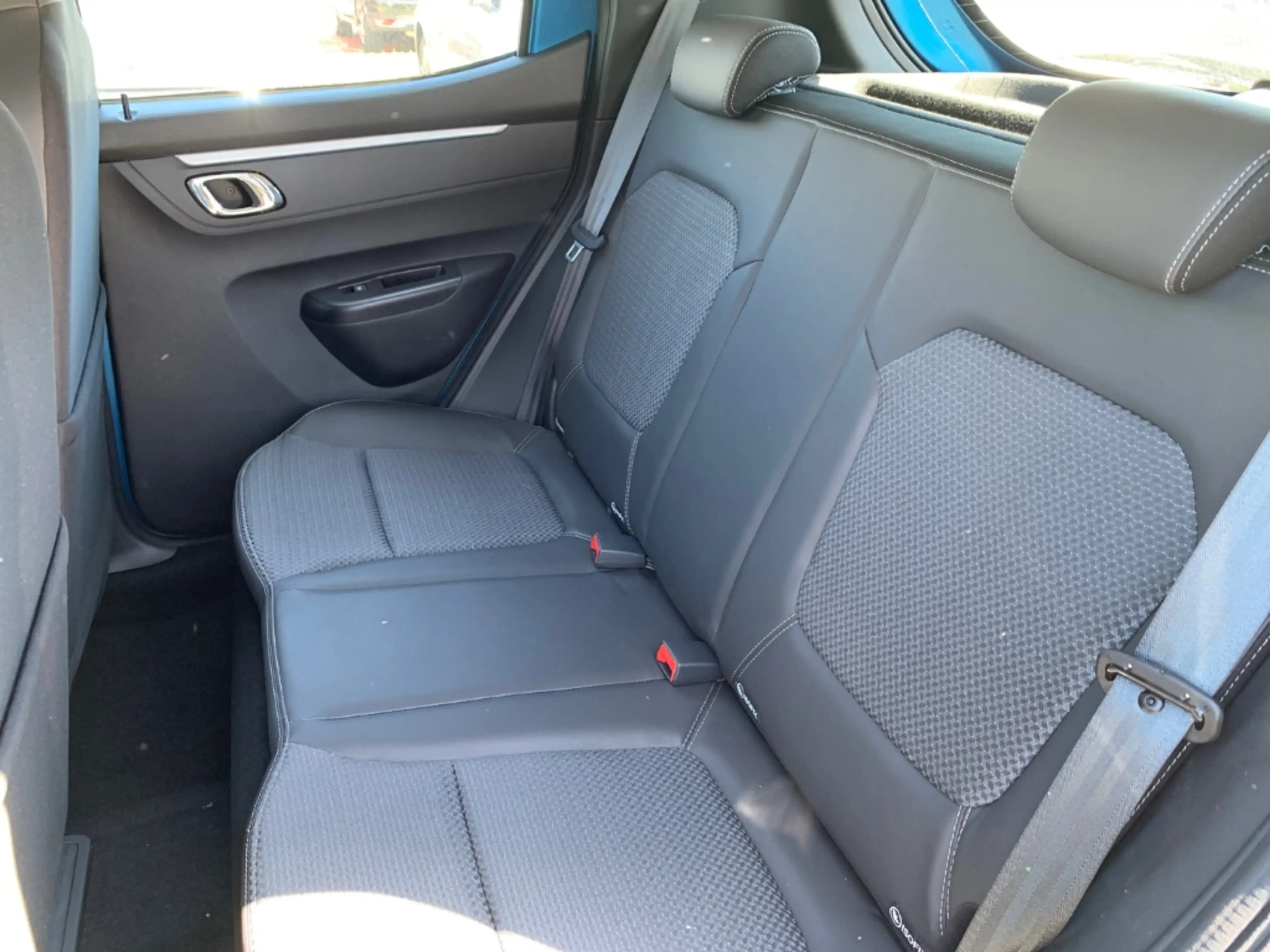 Dacia Spring ESSENTIAL ELECTRIC Essential Electric 45 KLIMA+DAB — photo 9