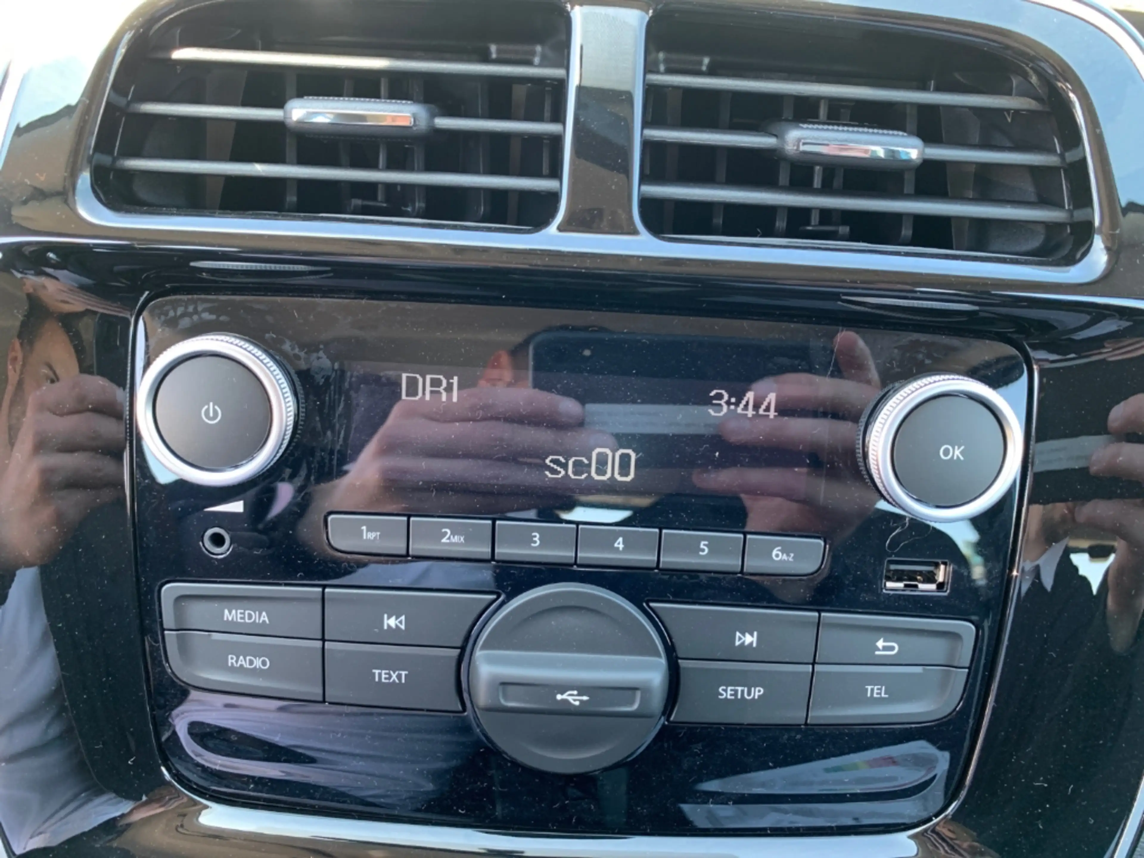 Dacia Spring ESSENTIAL ELECTRIC Essential Electric 45 KLIMA+DAB — photo 13
