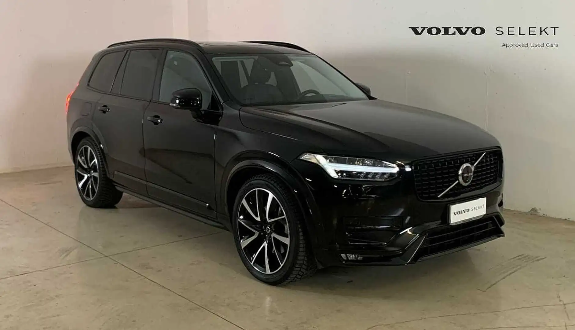 Volvo XC90 Ultimate, B5 AWD mild hybrid, Diesel, Dark, 7 Sedi Noir - 1