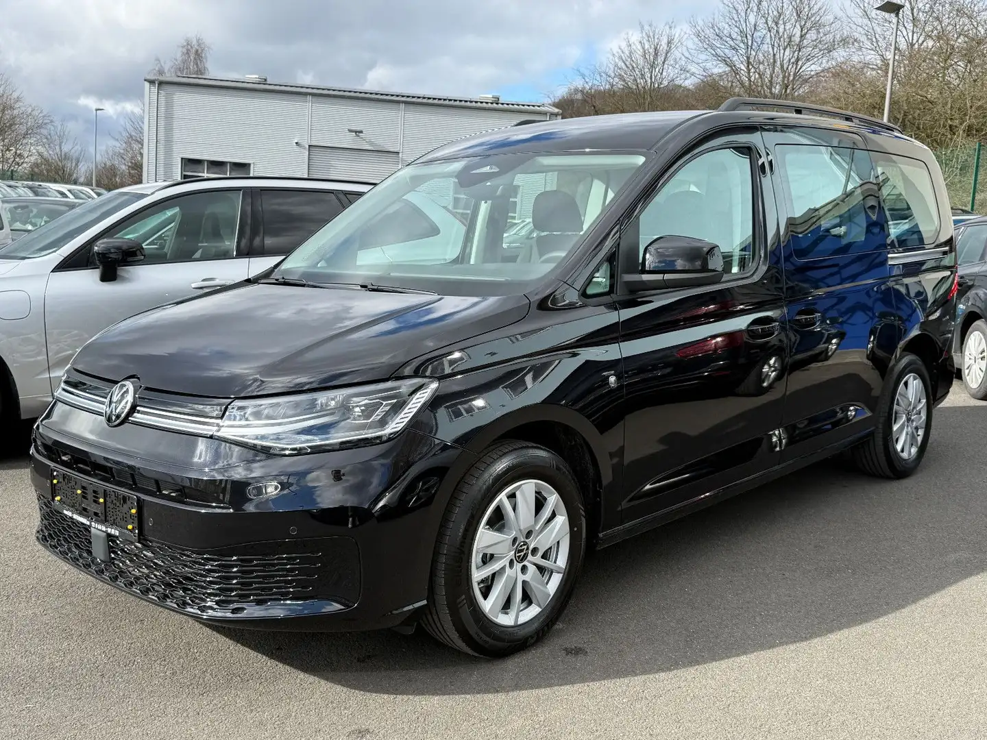 Volkswagen Sonstige Caddy Life Maxi TSI DSG ACC AHK LED Kamera Sthz Schwarz - 2