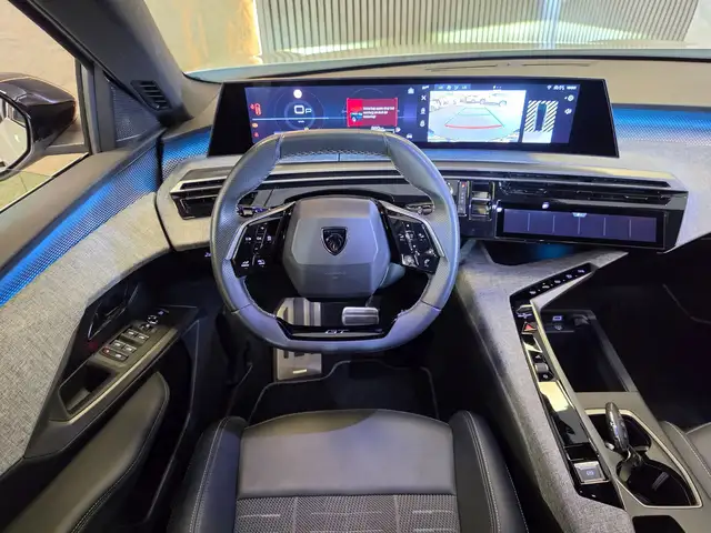 Peugeot 5008 view 14