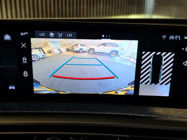 Peugeot 5008 view 8