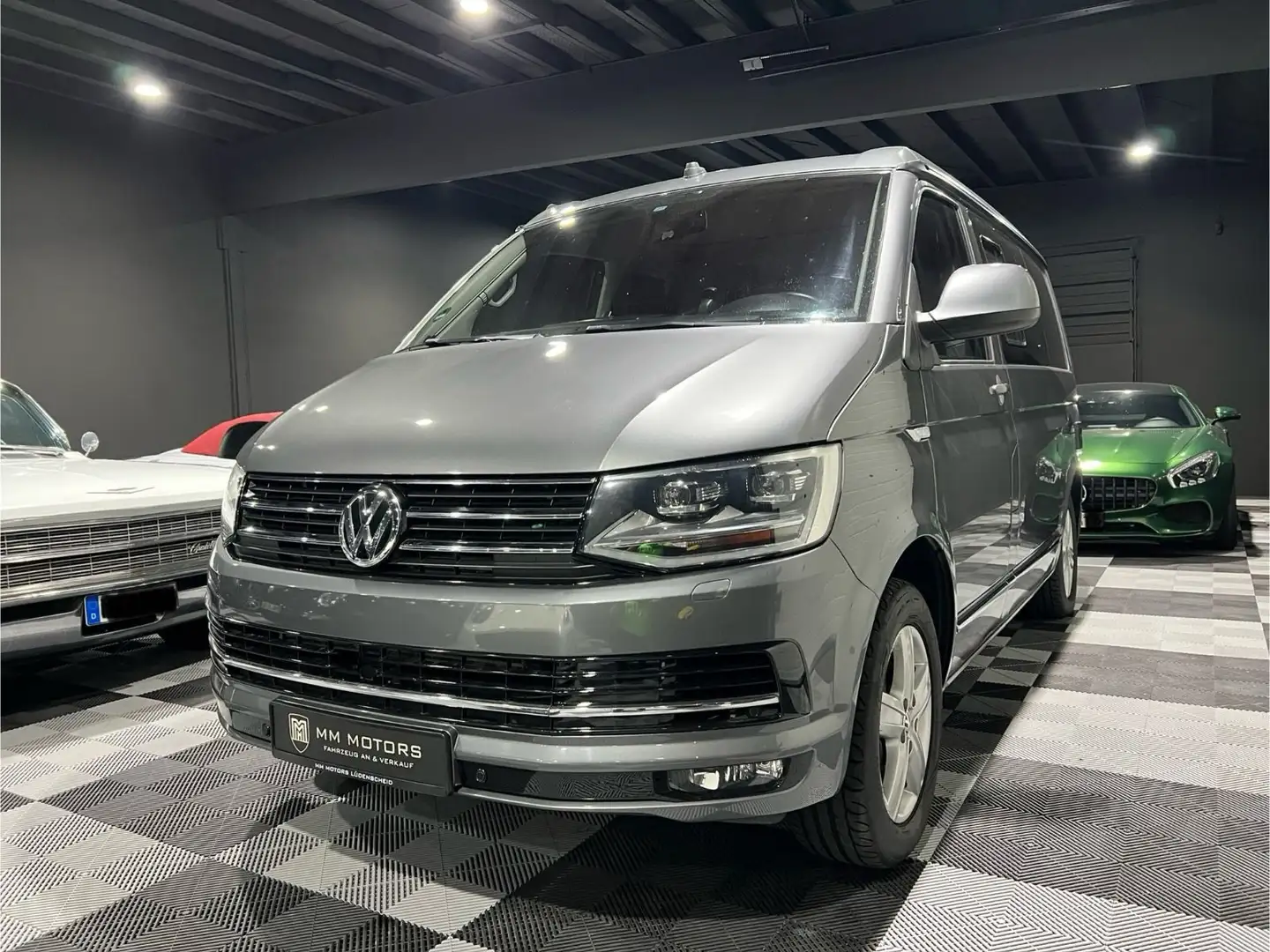 Volkswagen T6 California 2.0 TDI*Küche*Dynaudio*Navi*Kamera Grau - 1