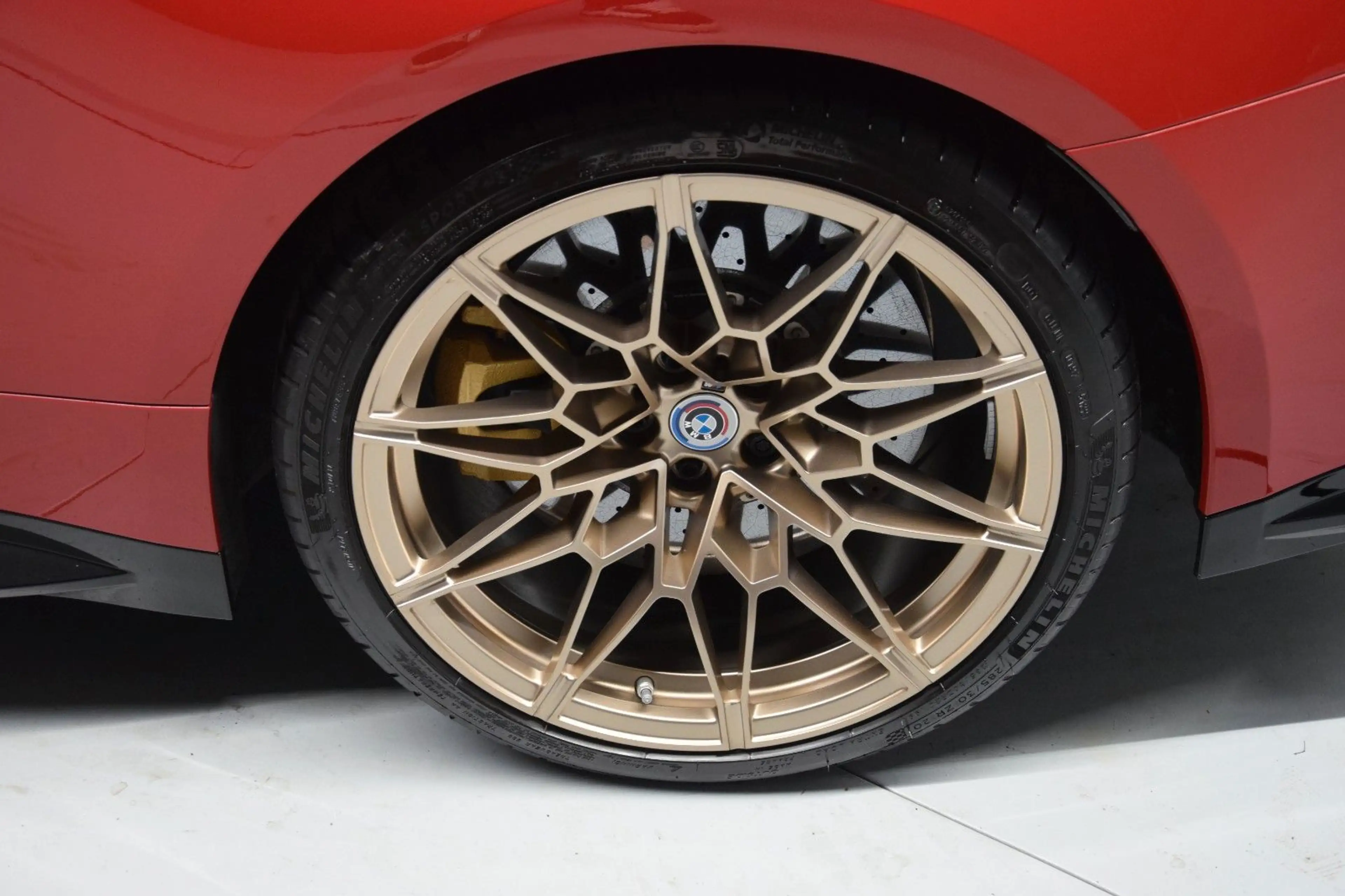 BMW M4 Coupe xDrive Competition 50 Jahre Edition — photo 15