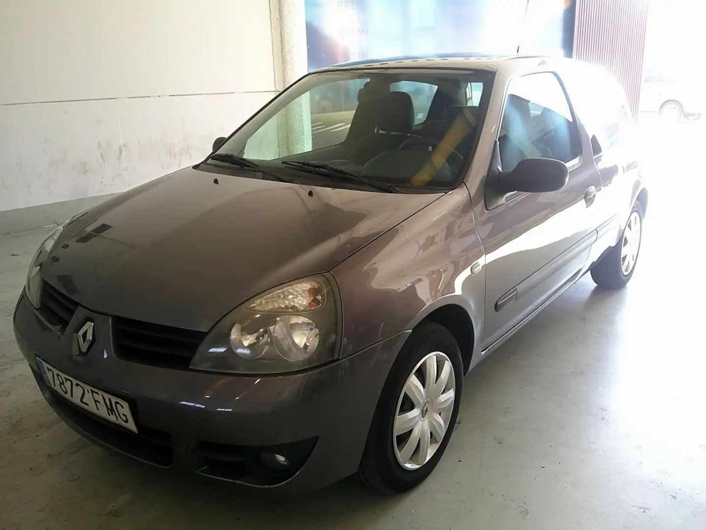 Renault Clio 1.2 16v Authentique Gris - 1