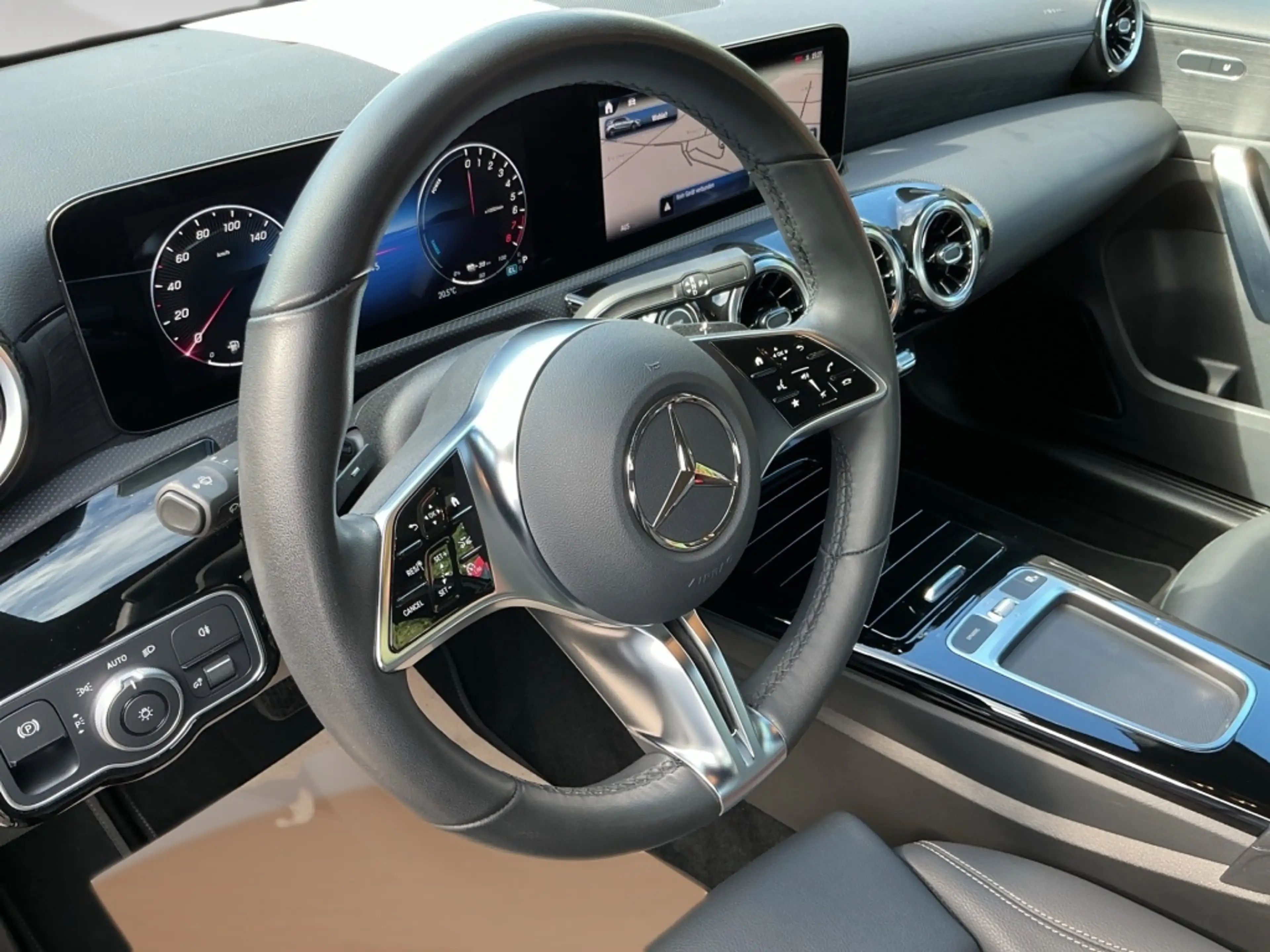 Mercedes-Benz A 250 e PROGRESSIVE AHK KAMERA SPUR STANDH PDC — photo 12