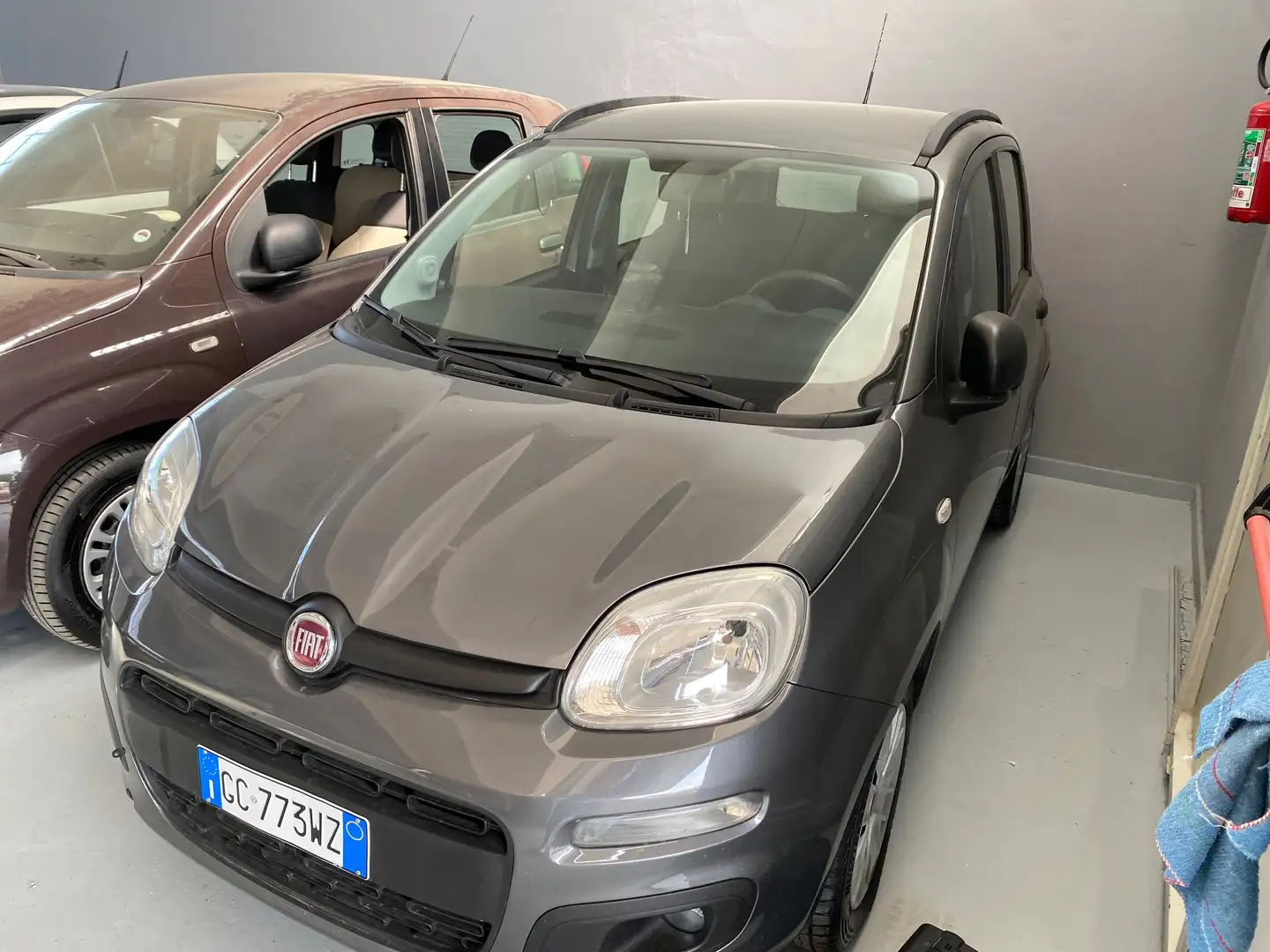 Fiat Panda Panda 1.2 Easy s Gris - 1