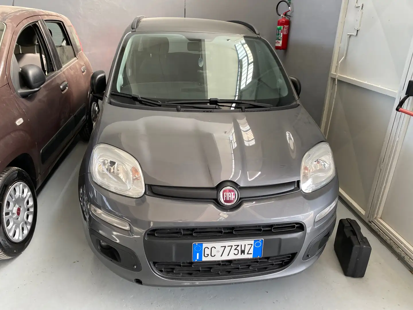 Fiat Panda Panda 1.2 Easy s Gris - 2