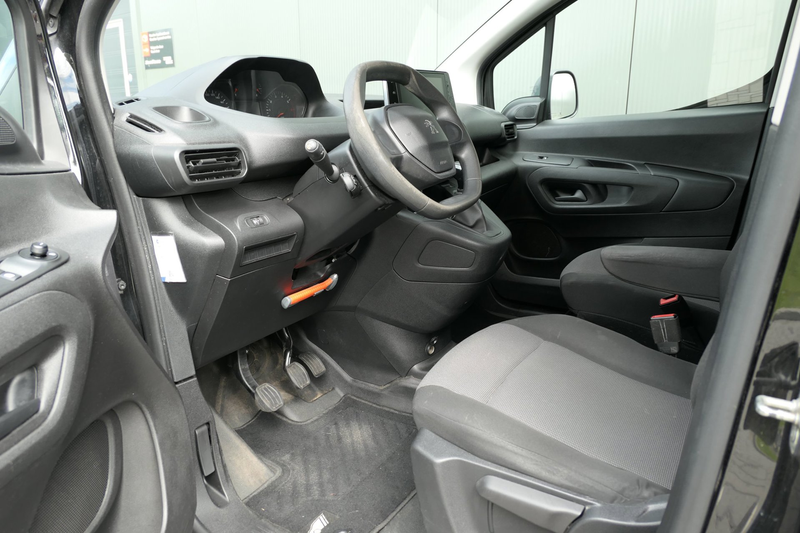 Peugeot Partner 1.5 BlueHDI Premium NAP Cruise Navi — photo 4