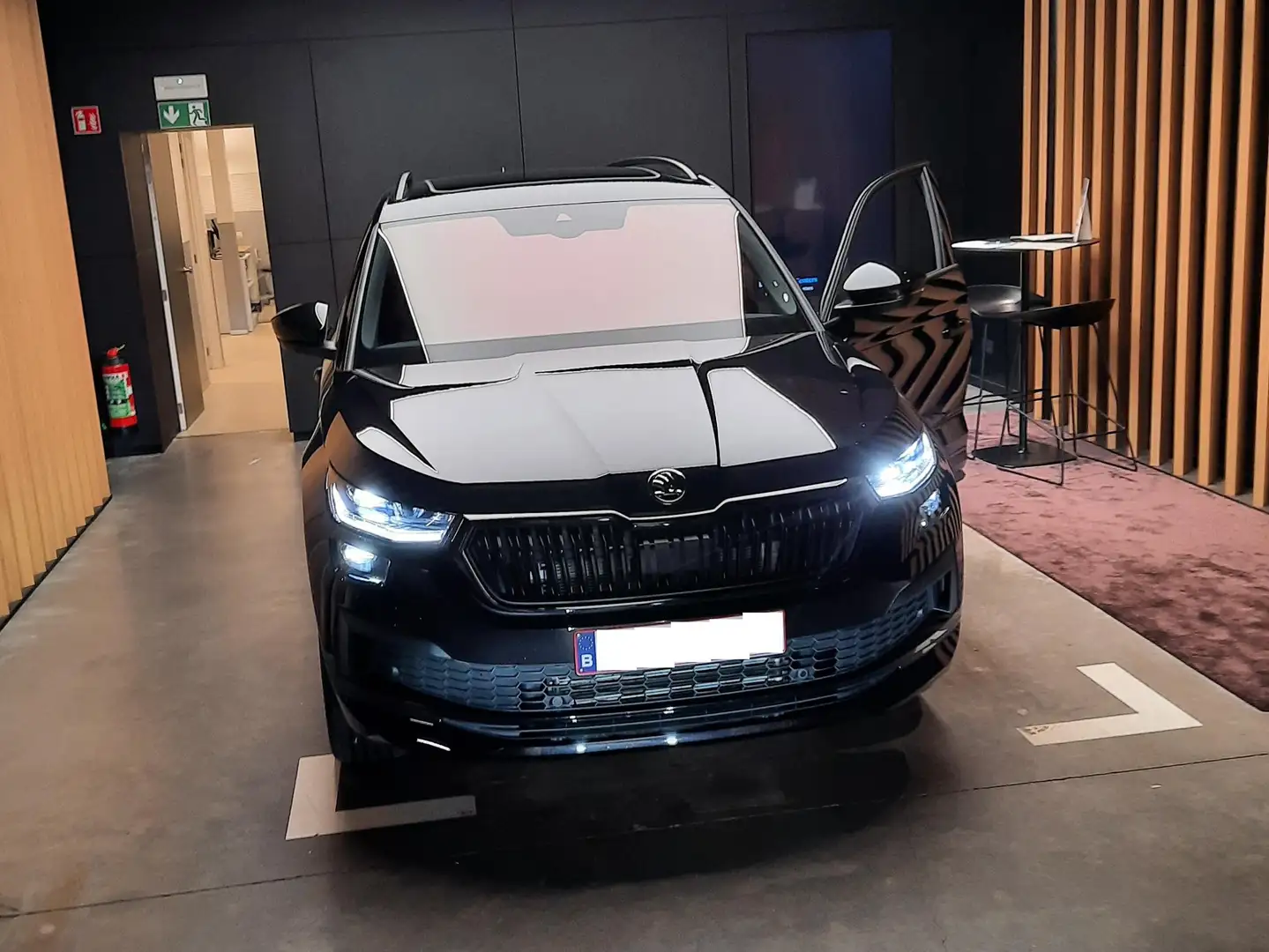 Skoda Kodiaq Kodiaq 2.0 TSI 4x4 Sportline II DSG Noir - 1