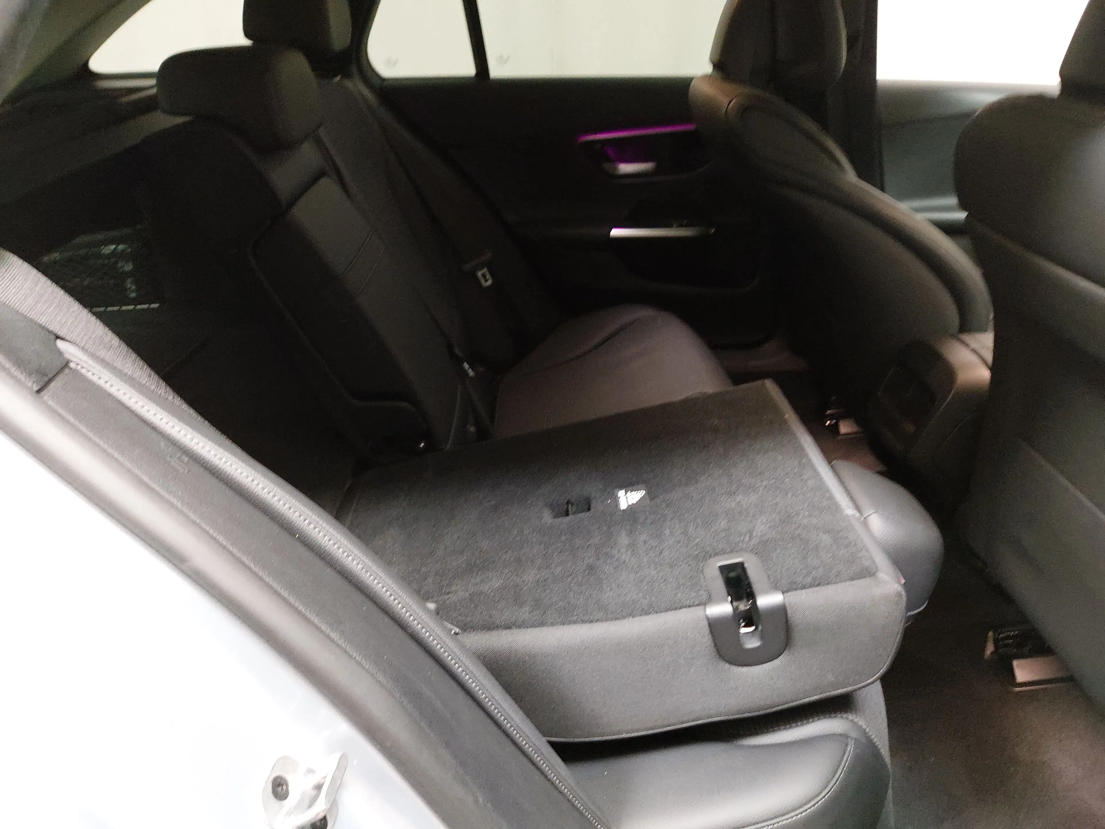Mercedes-Benz C 220 d T Avantgarde T-Leder Navi Shz RFK LED AHK — photo 11