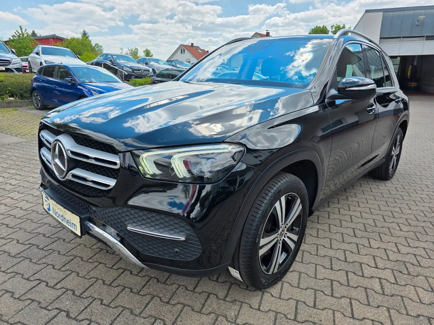 Mercedes-Benz GLE 400 d 4Matic Navi/LED/Kamera Schwarz - 1