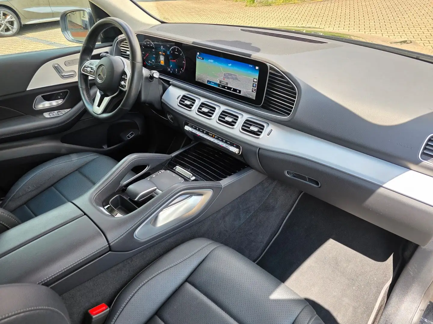 Mercedes-Benz GLE 400 d 4Matic Navi/LED/Kamera Schwarz - 2