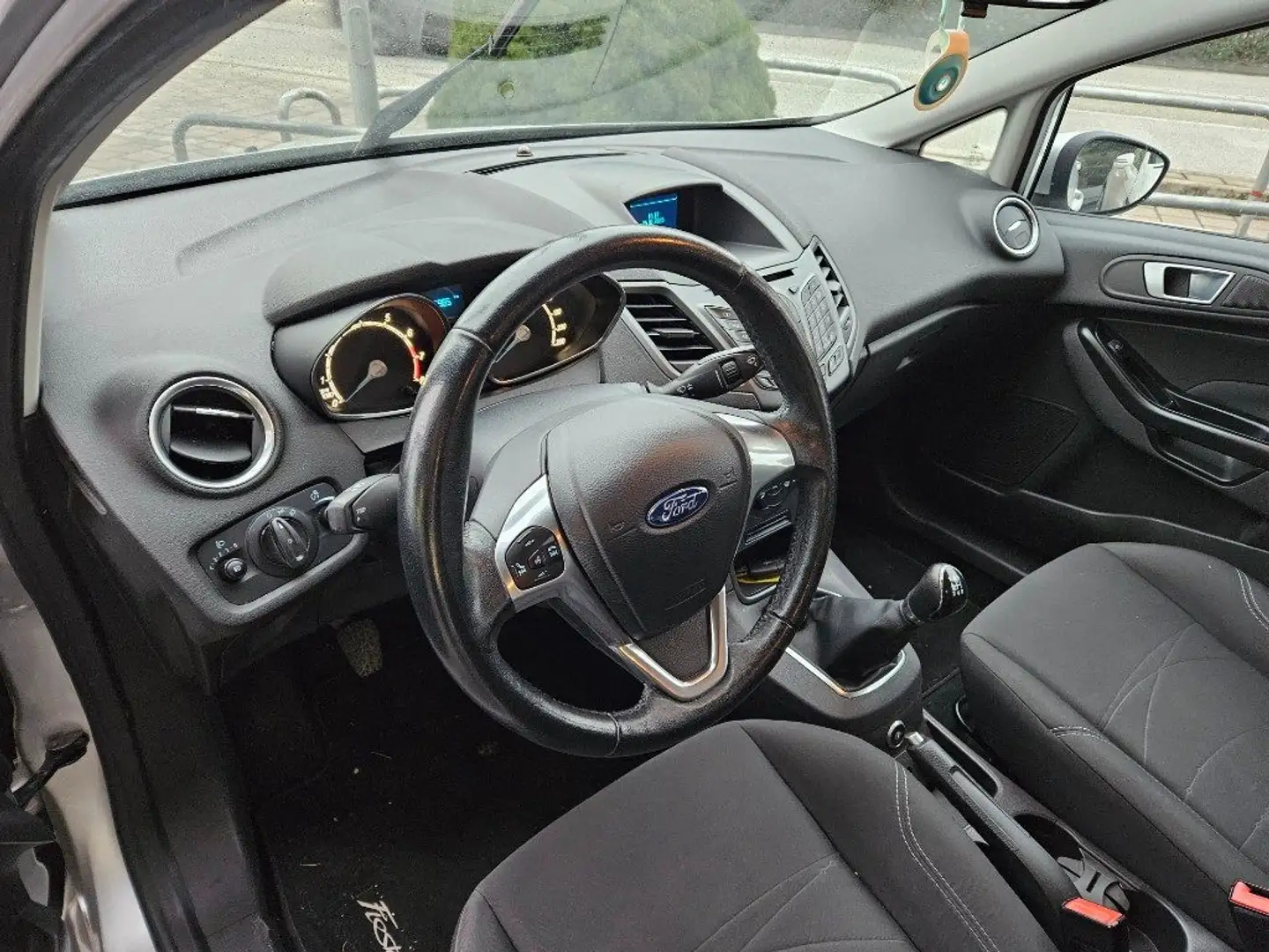 Ford Fiesta Plus 1.4 5 porte Bz.- GPL Zilver - 2
