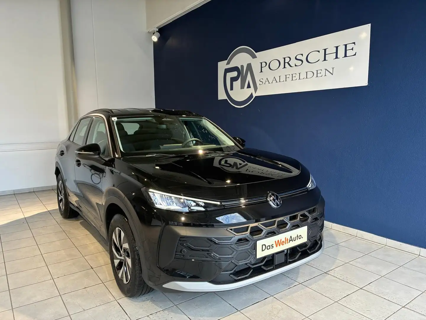 Volkswagen T-Roc 4Me eTSI DSG Schwarz - 1