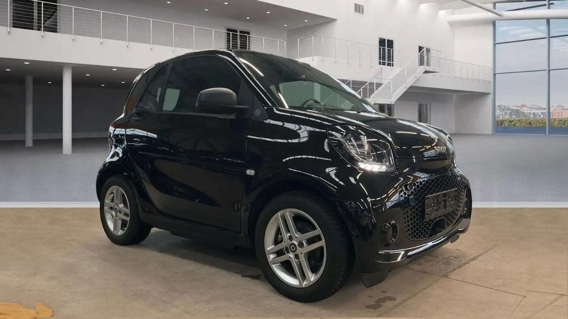 smart forTwo EQ,erst 15tkm,1.Besitz,wie neu Noir - 2