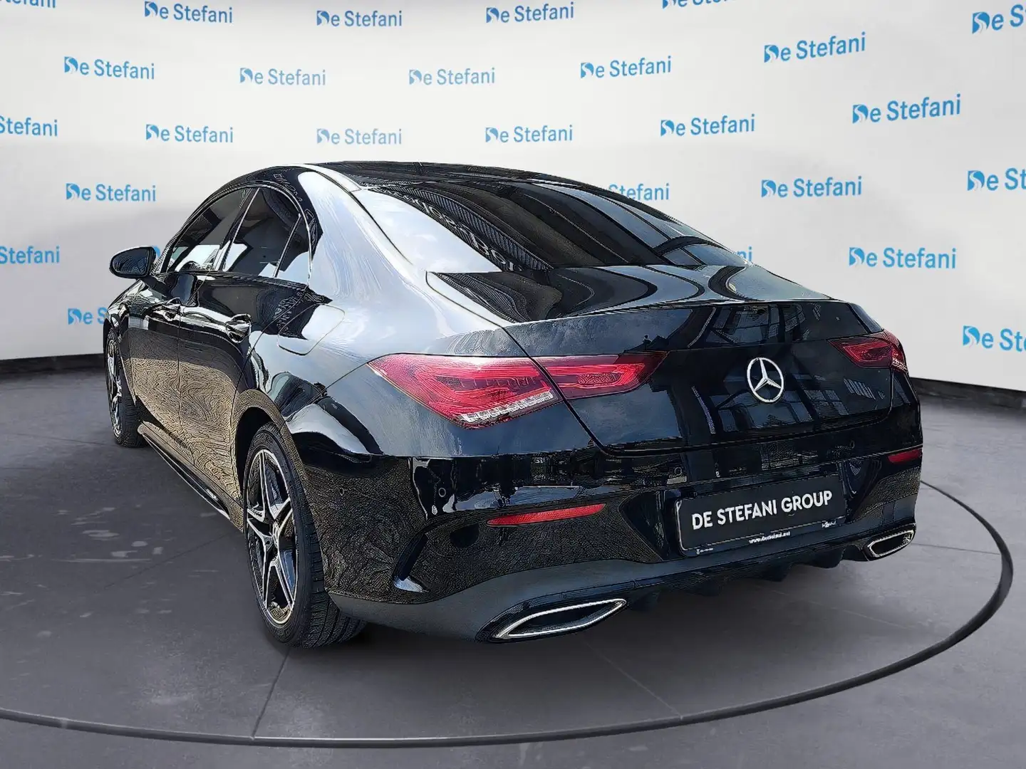 Mercedes-Benz CLA 180 CLA 180 d Automatic Premium NIGHT-PACK Nero - 2
