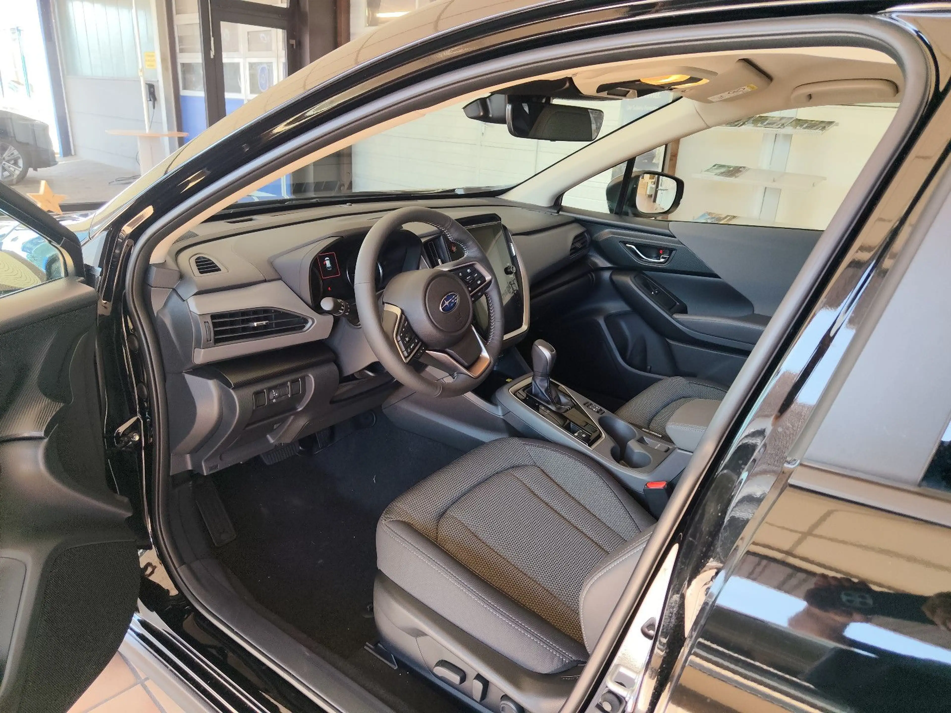 Subaru Crosstrek — photo 6