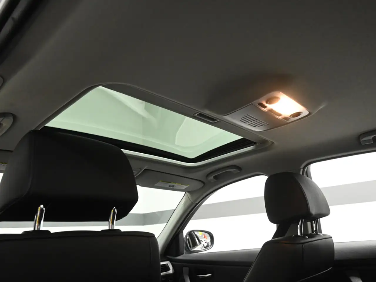 BMW 3 Series photo BMW 3 Series