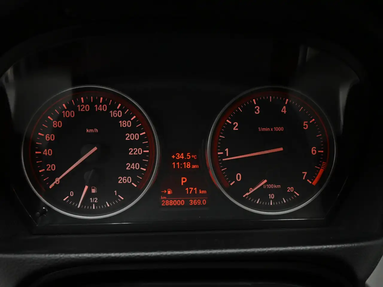 BMW 3 Series photo BMW 3 Series