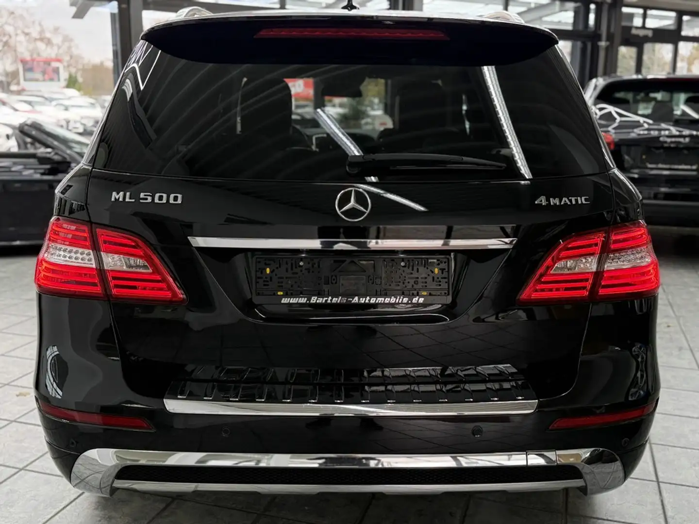 Mercedes-Benz ML 500 CGI V8 BE AMG-Line, Entertainment, Voll ! Schwarz - 2