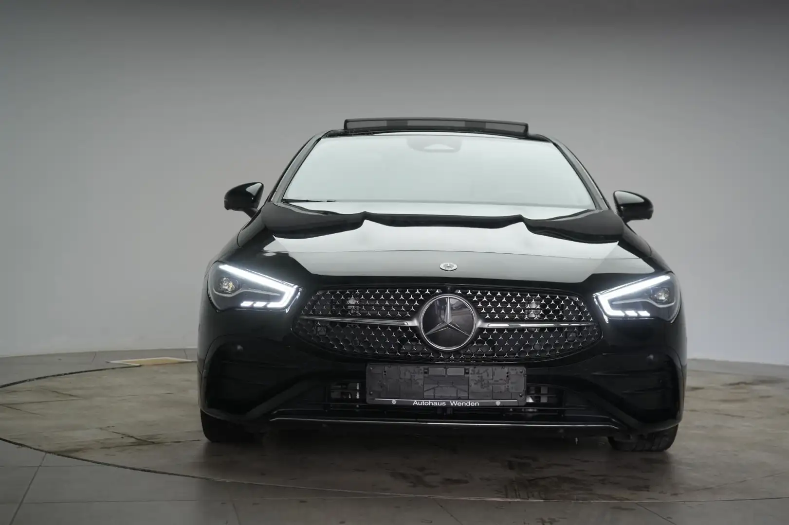 Mercedes-Benz CLA 200 7G-DCT AMG Distronic/Kame Noir - 2