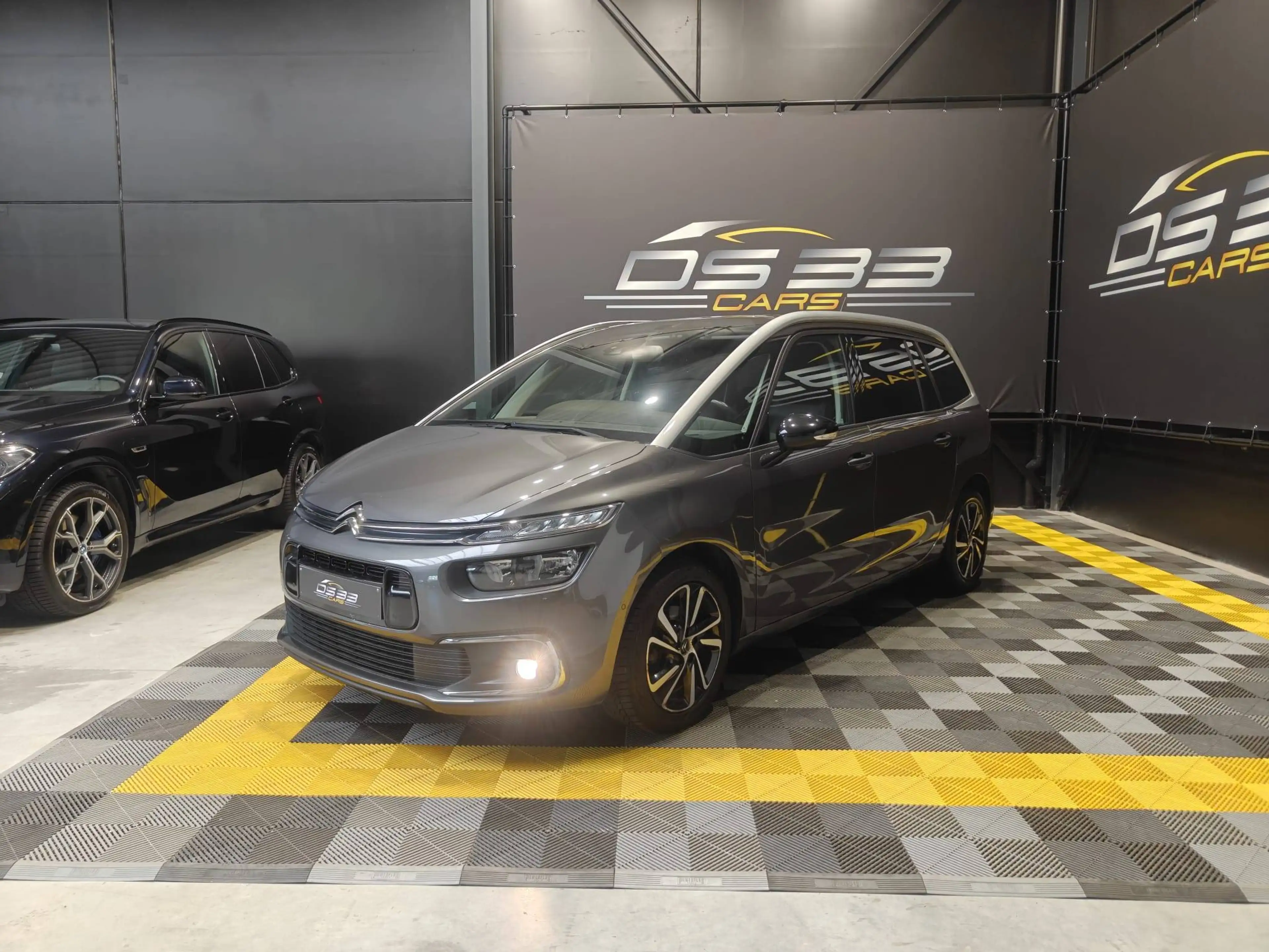 Citroen C4 SpaceTourer 1.2 Shine 7-zit/Keyless/DodeHoek/Apple/Trekhaak/CAM/AutoPark — photo 3