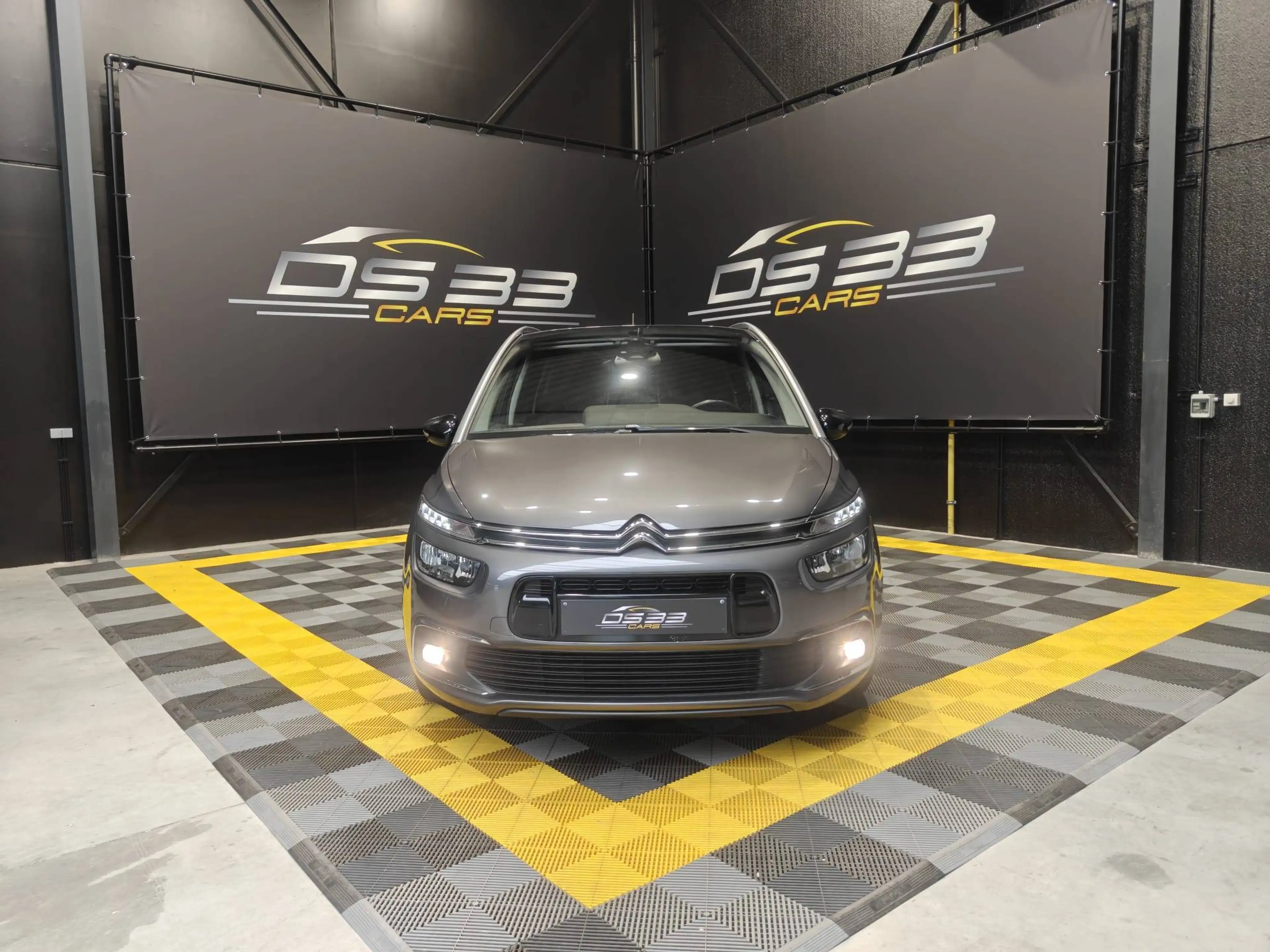 Citroen C4 SpaceTourer 1.2 Shine 7-zit/Keyless/DodeHoek/Apple/Trekhaak/CAM/AutoPark — photo 8