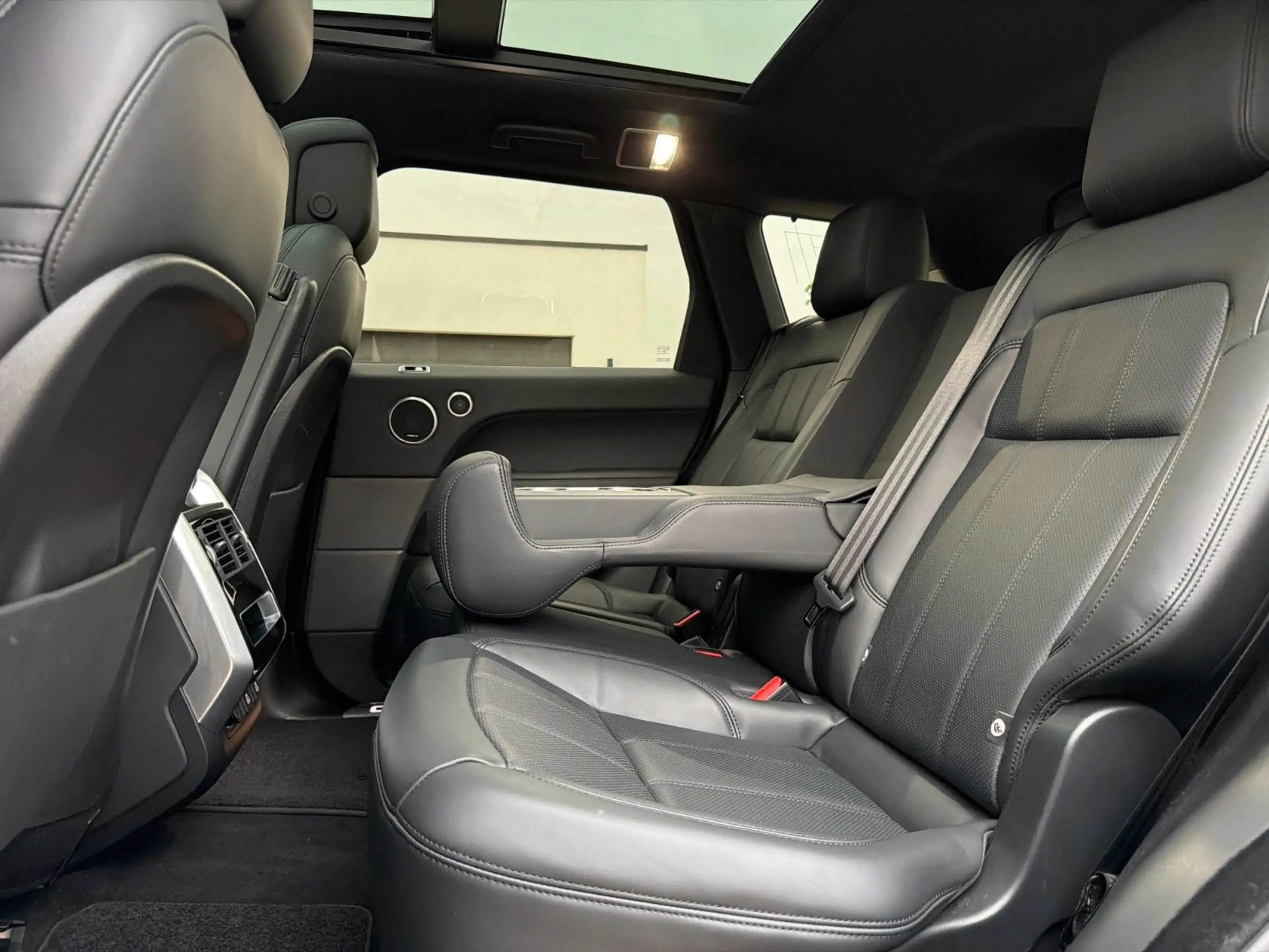Land Rover Range Rover Sport RRS D300 HSE Dynamic*HUD*Pano*Sitzklima*22 Zoll* — photo 12