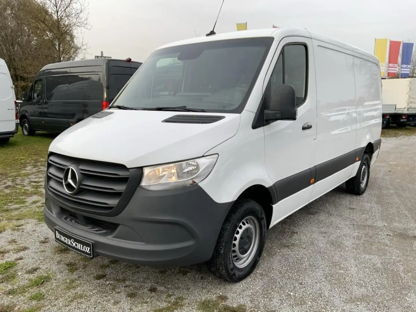 Mercedes-Benz Sprinter 317 CDI KA Mittel Klima AHK 3.5t. Distronic Standh Blanc - 1