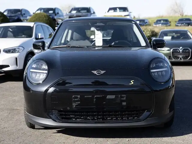 MINI One 3 f6 COOPER SE 218 ESSENTIAL