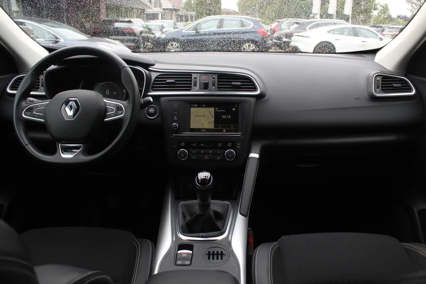 Renault Kadjar 1.2 TCe Intens / 1e Eign. ! / Trekhaak / Navigatie Grijs - 2