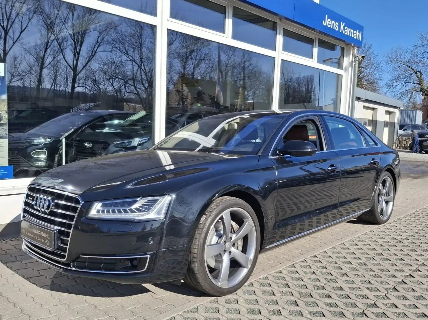 Audi A8 3.0 TDI L quattro Schwarz - 1