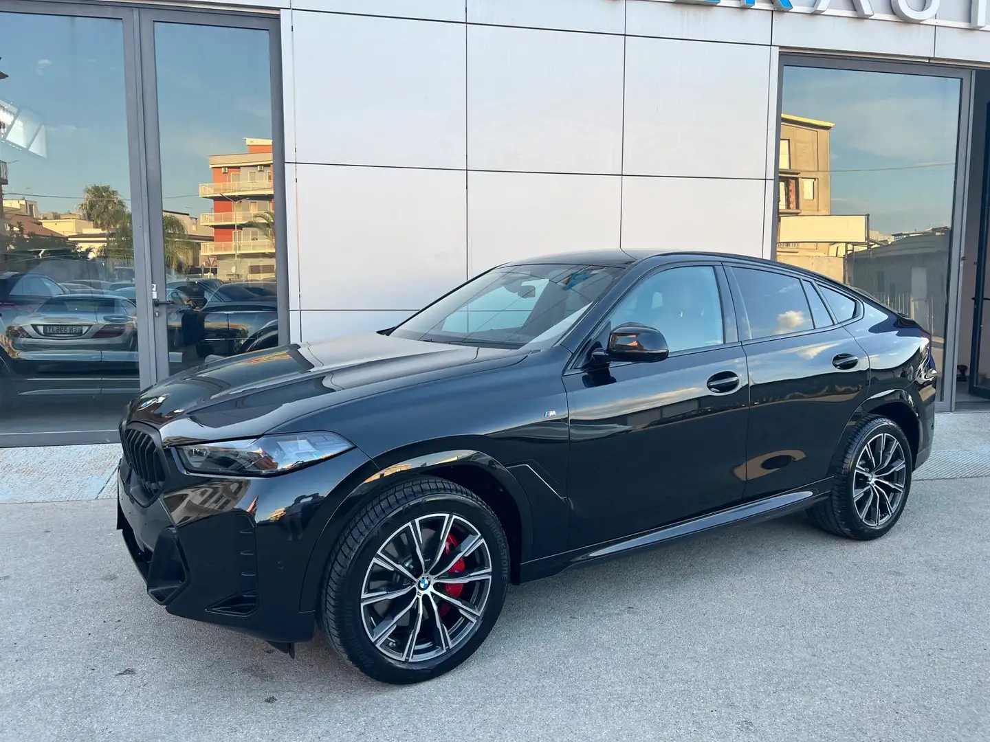 BMW X6 xdrive30d MSport possibilità noleggio noscoring Nero - 1