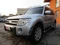 Mitsubishi Pajero 3.2 DI-D Instyle auto 5p 7 POSTI *341.000 KM* Argento - thumbnail 1