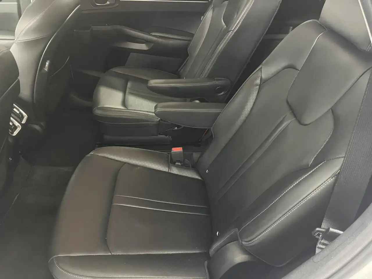 Kia Sorento снимка Kia Sorento