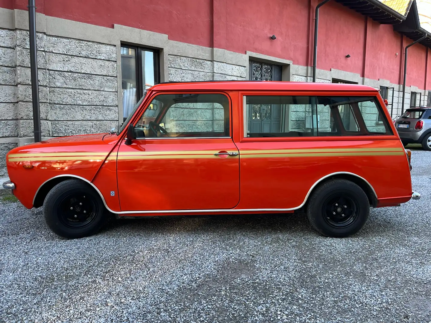 Austin Mini Clubman Estate Arancione - 2