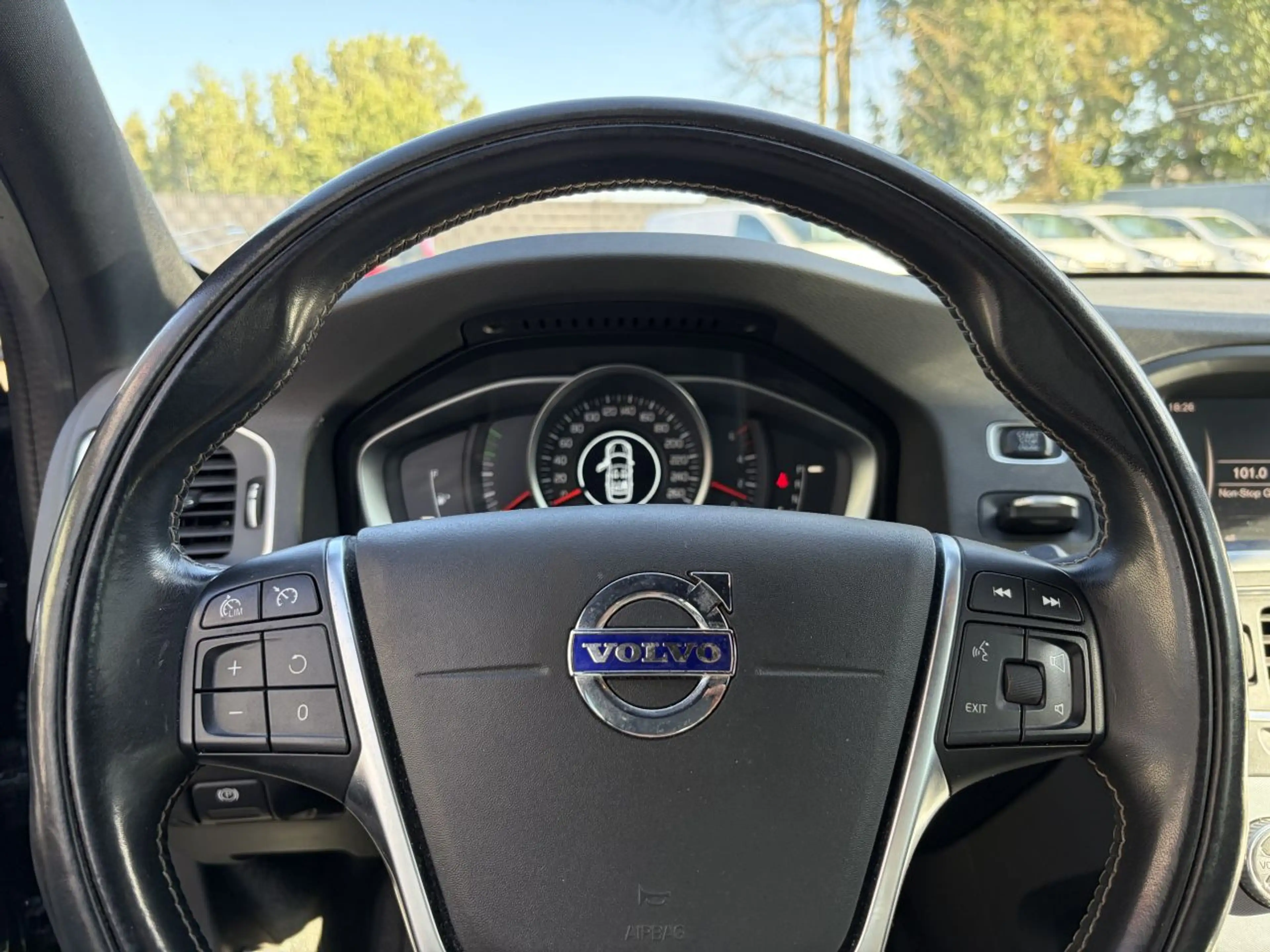 Volvo S60 S-60 2.0 D2 Polar+ Dynamic Leder AUTOMAAT — photo 11