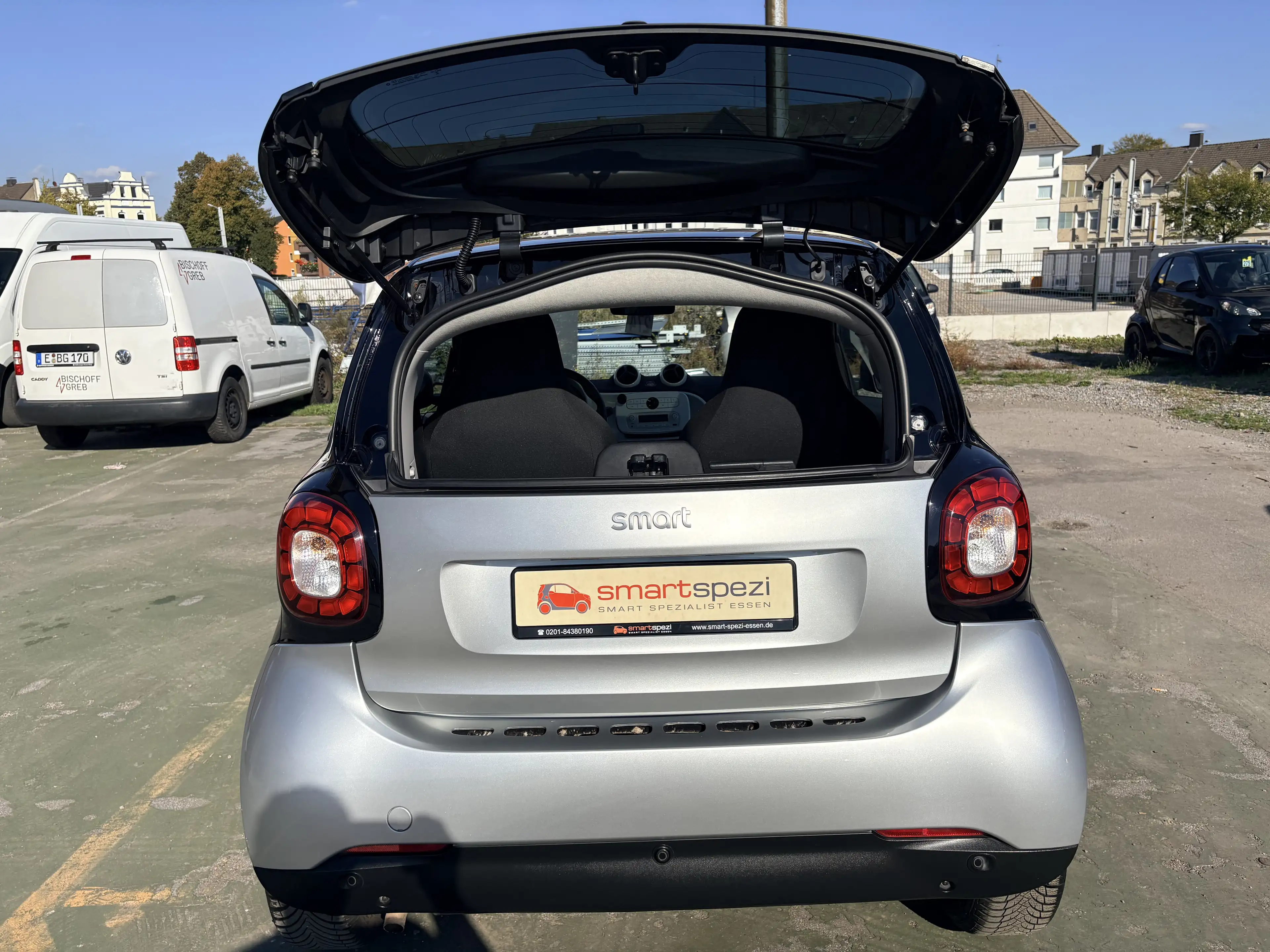 smart forTwo KLIMA,SERVO,PDC,ABSTAND-WARNER,BlUETOOTH,LED,PANORA,INSP+TÜV NEU — photo 9
