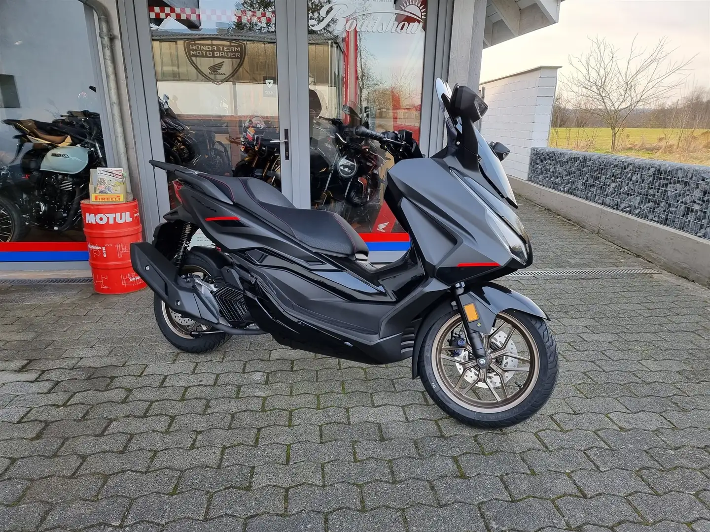 Honda Forza 125 Special Edition Neufahrzeug auf Lager Чорний - 1
