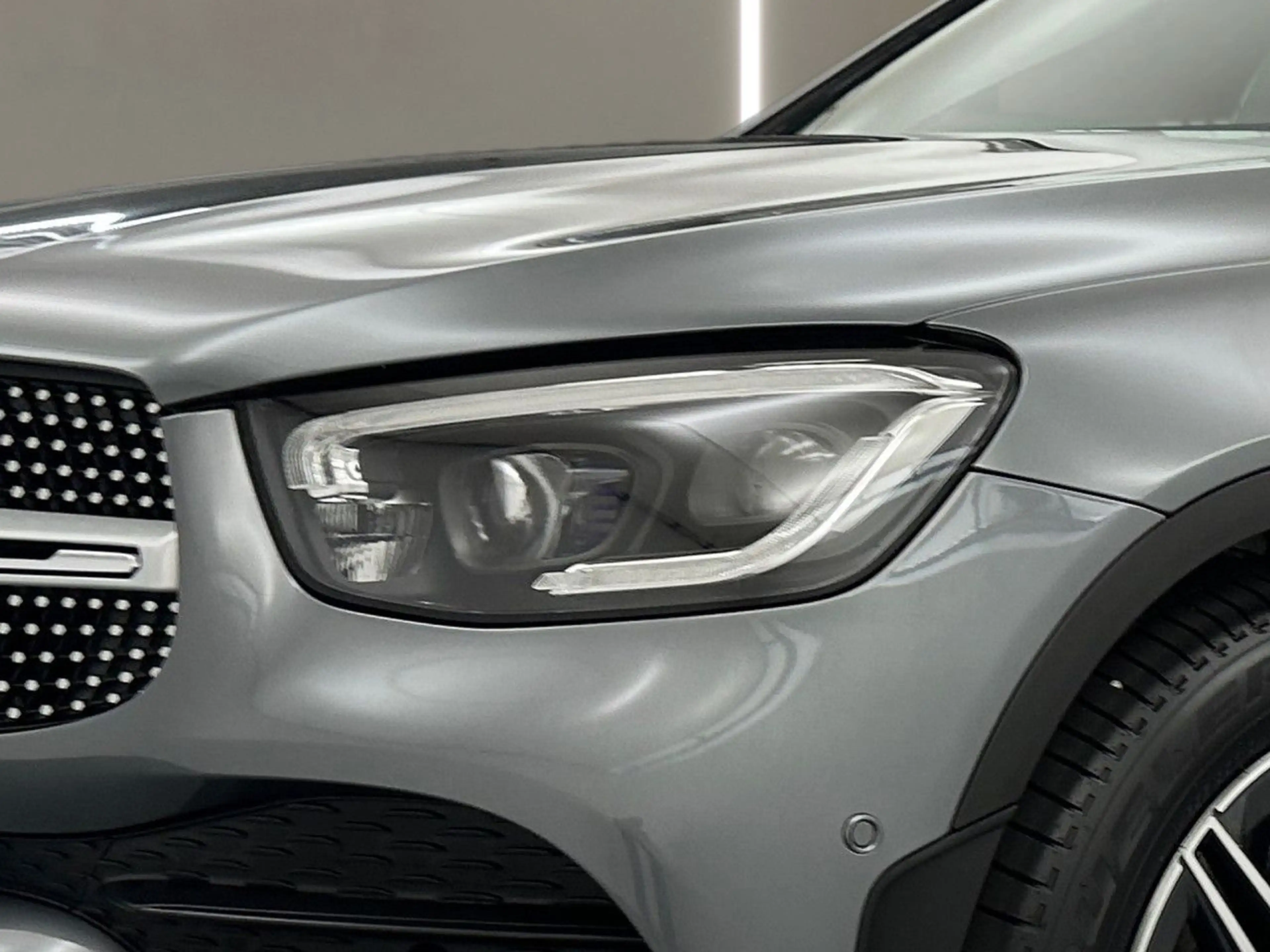 Mercedes-Benz GLC 300 d 4M AMG Multibeam HUD AHK Kamera 9G Sitzh — photo 6