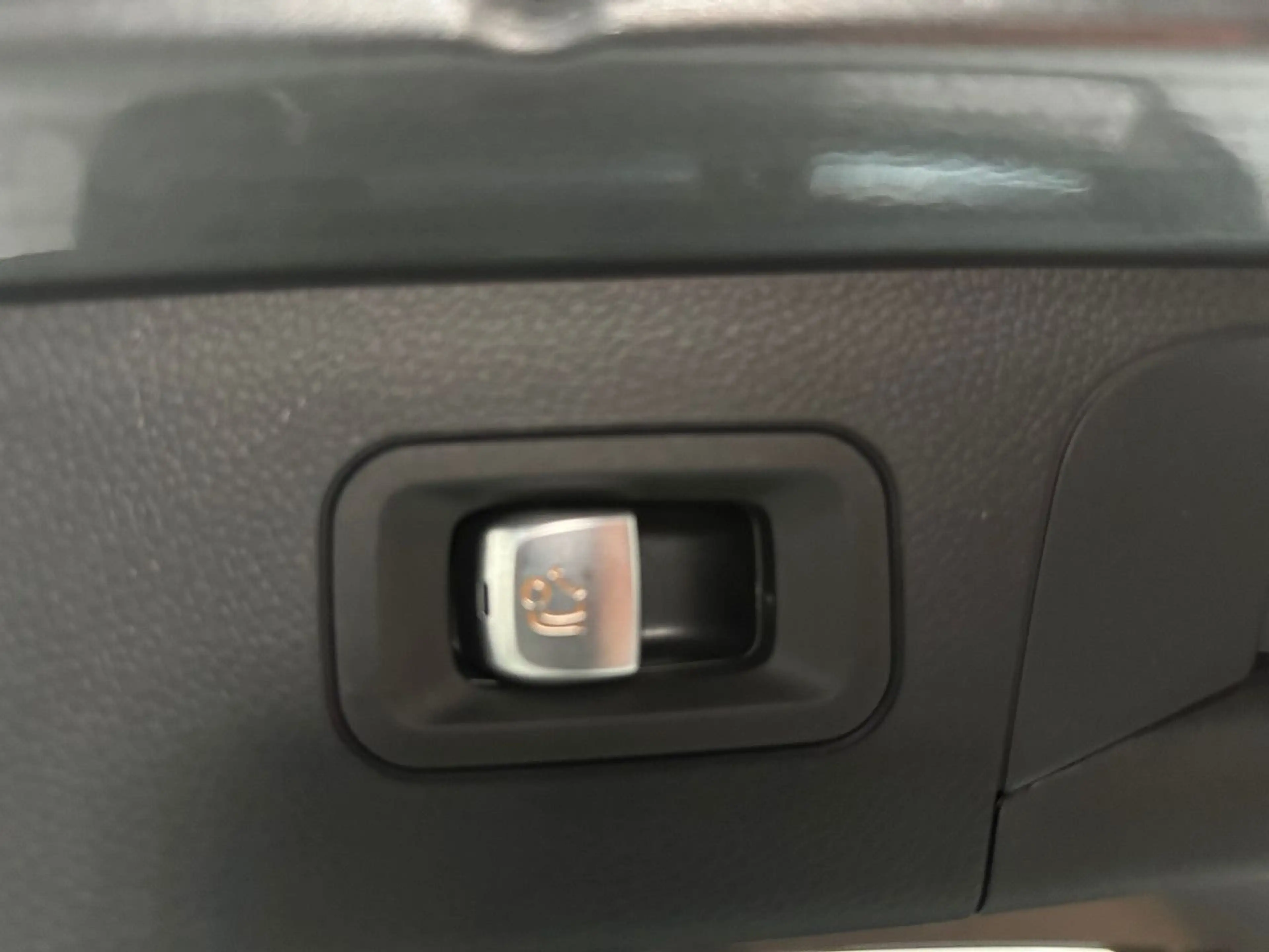 Mercedes-Benz GLC 300 d 4M AMG Multibeam HUD AHK Kamera 9G Sitzh — photo 14