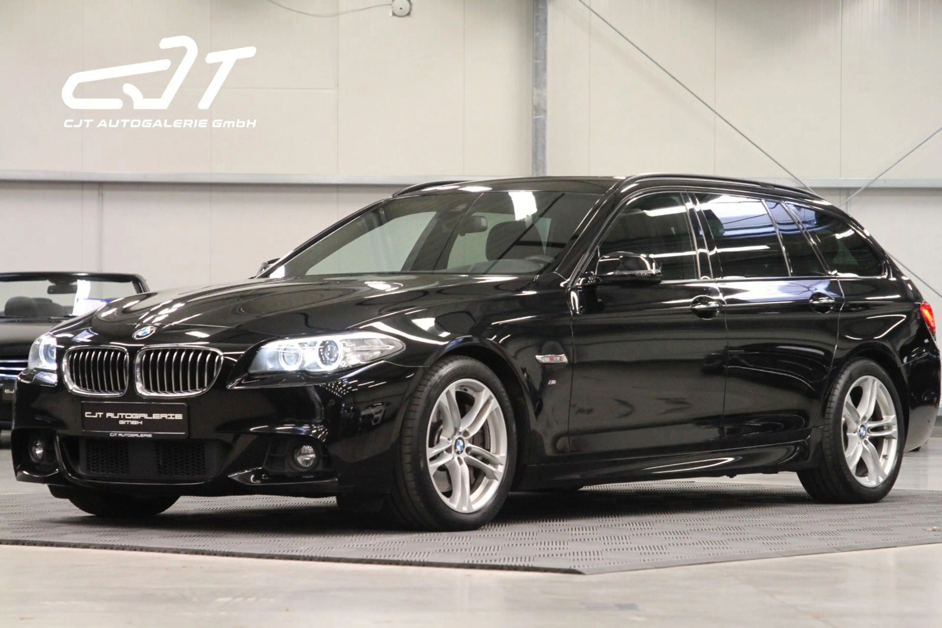BMW 530 d Touring / HiFi / ACC / AHK / 8.Fach