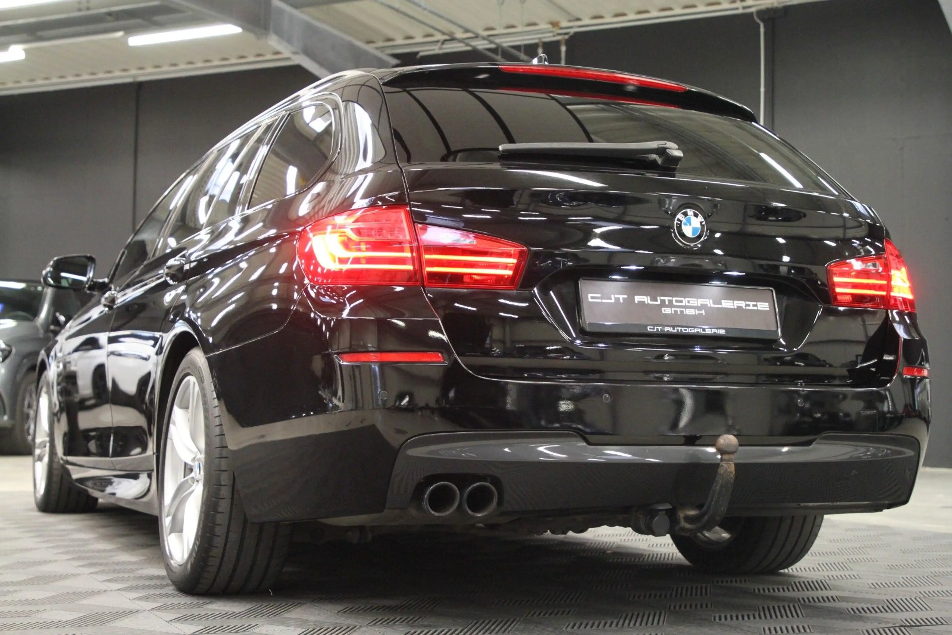 BMW 530 d Touring / HiFi / ACC / AHK / 8.Fach — photo 5